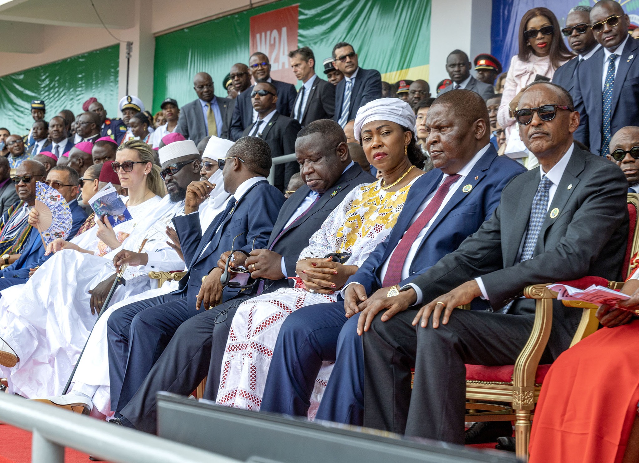Les chefs d'État africains présents à l'investiture du Président Oligui Nguema