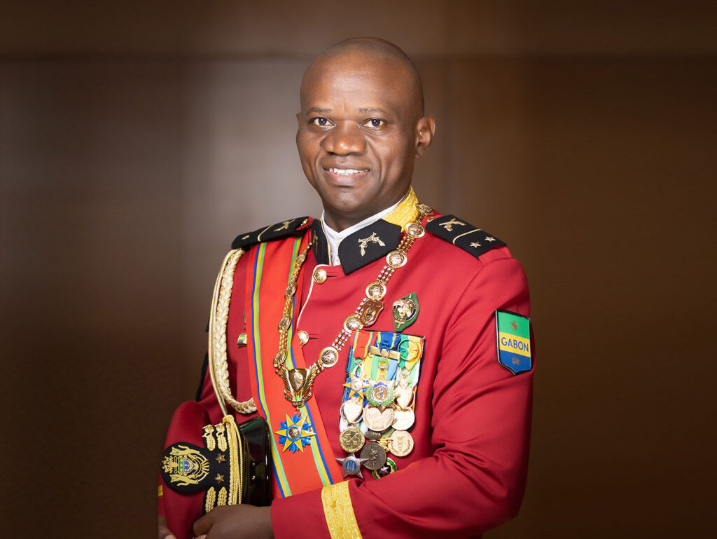 Oligui Nguema : Leader d'une nouvelle ère pour le Gabon